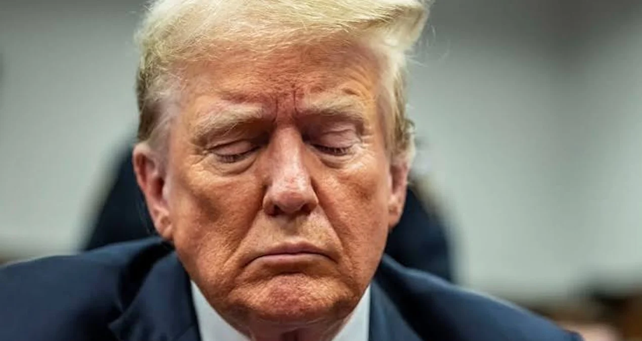 Trump, ara seçimler öncesinde ekonomik ve siyasi zorluklarla karşılaşıyor