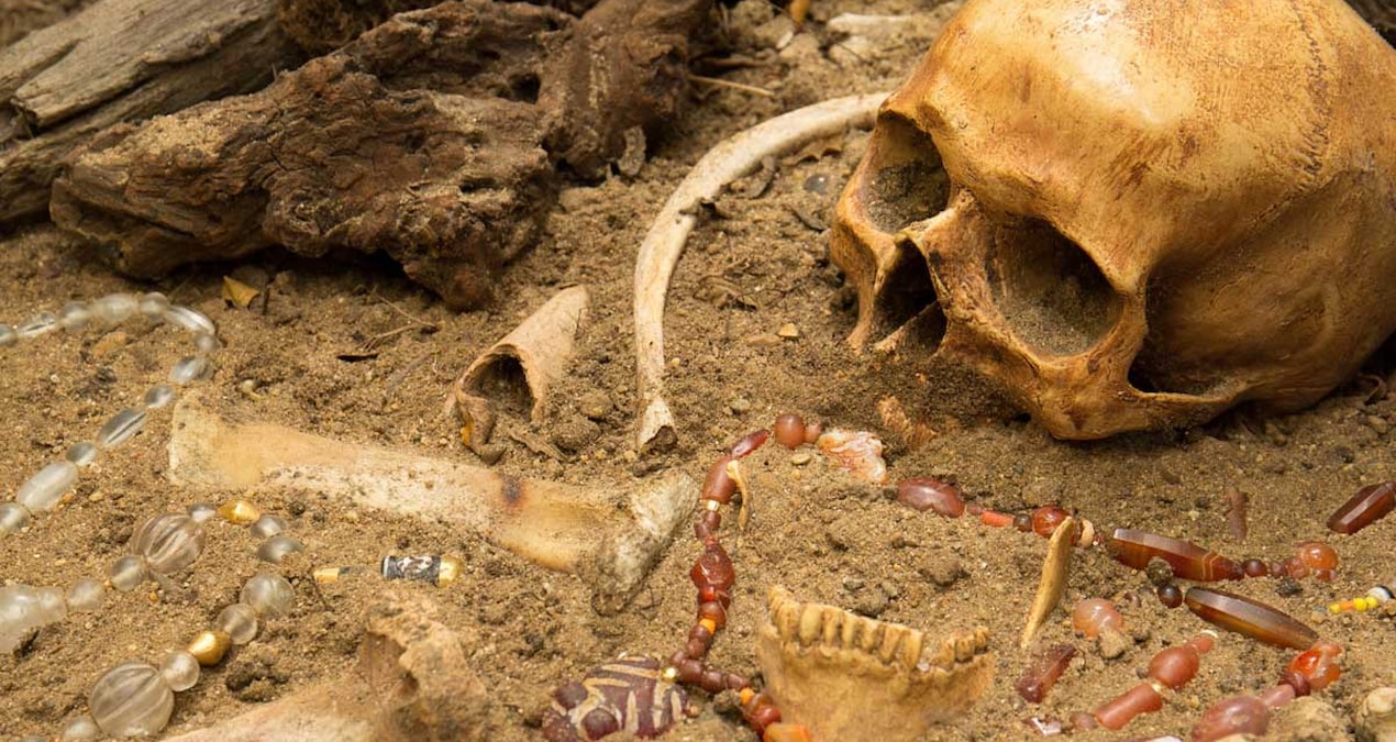 Güney İtalya’da 12 bin yıl önce gömülen iki kadının genetik hikâyesi çözüldü