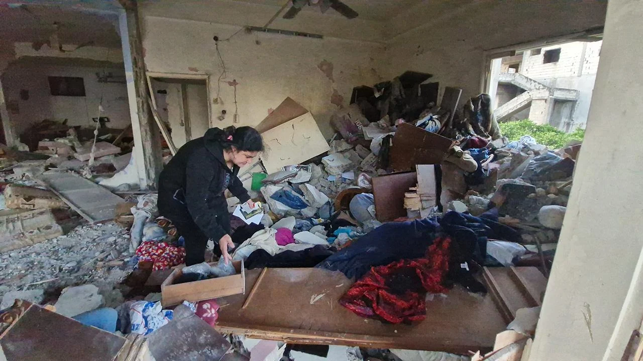 Lübnan’da İsrail saldırıları nedeniyle 258 okul zarar gördü, eğitim zorluğu artıyor