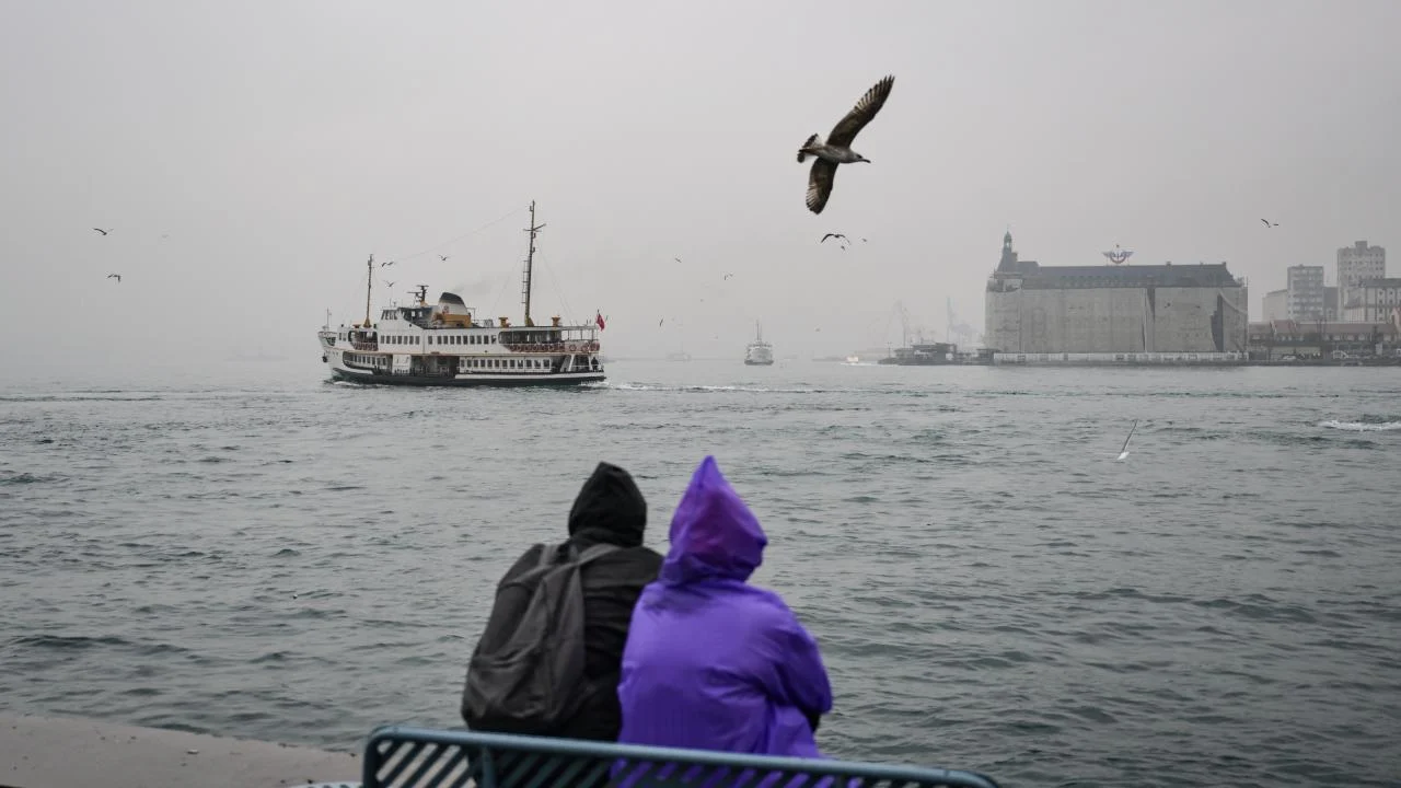 İstanbul’da kuvvetli yağış ve fırtına uyarısı