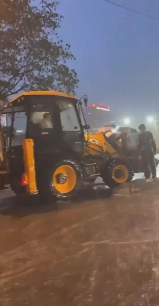 İstanbul'da Sağanak Yağışlar Sel Felaketiye Neden Oldu - www.gundemedair.com