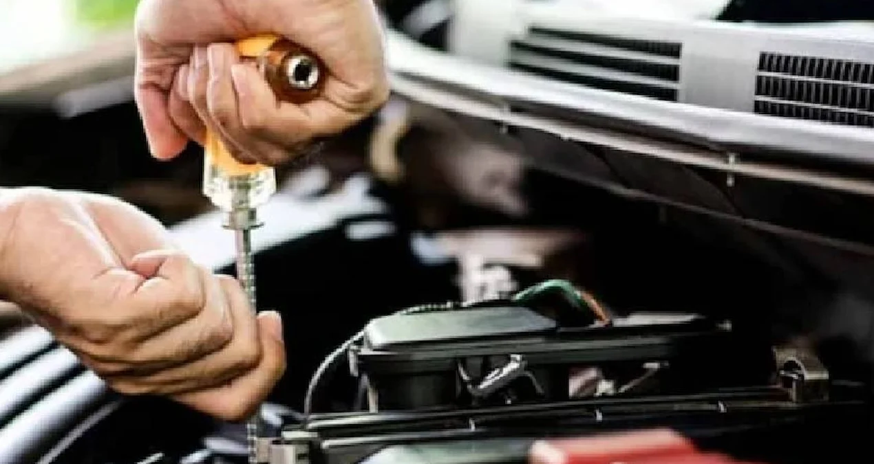 Japonya'da Motor Yağı Değişim Yöntemi, Araçların 300.000 Kilometreyi Aşmasına Yardımcı Oluyor - www.gundemedair.com