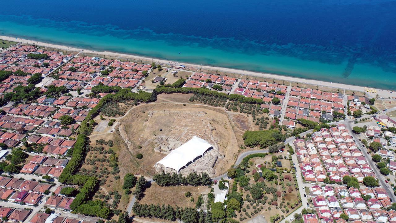 Aydın Kuşadası’ndaki Kadıkalesi’nin UNESCO Geçici Listesi’ne kabul edildiğini gösteren görsel