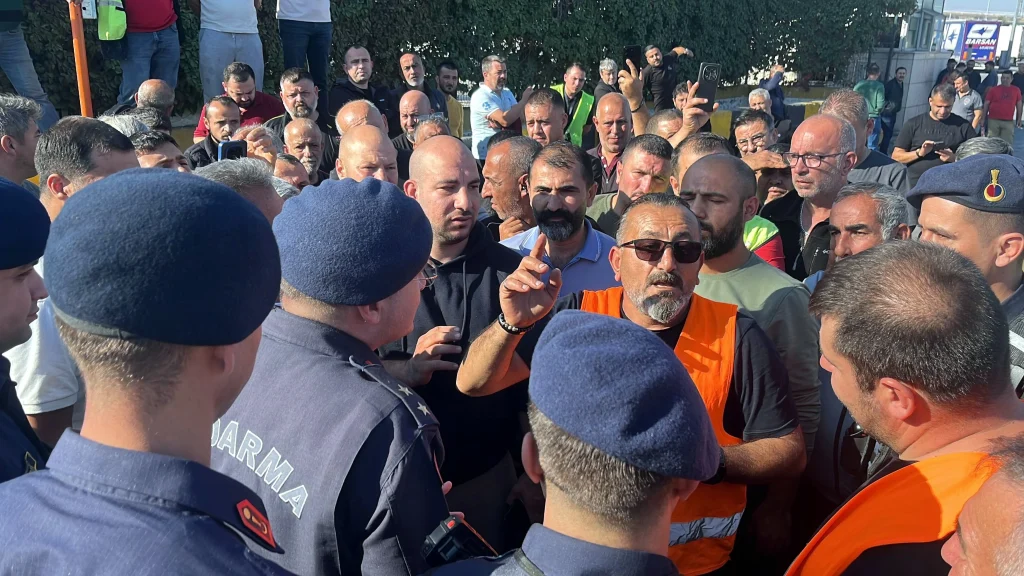 Kapıkule'de TIR Şoförlerinden 5 Saatlik Eylem - www.gundemedair.com