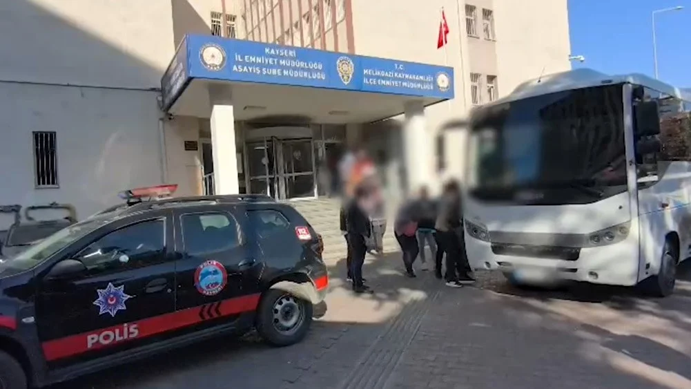 Kayseri’de masaj salonlarına yönelik soruşturmada 10 şüpheli tutuklandı - www.gundemedair.com