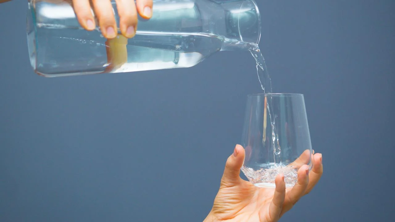 Kireçli Suların Kaynatılmasıyla Mikroplastik Temizliği - www.gundemedair.com