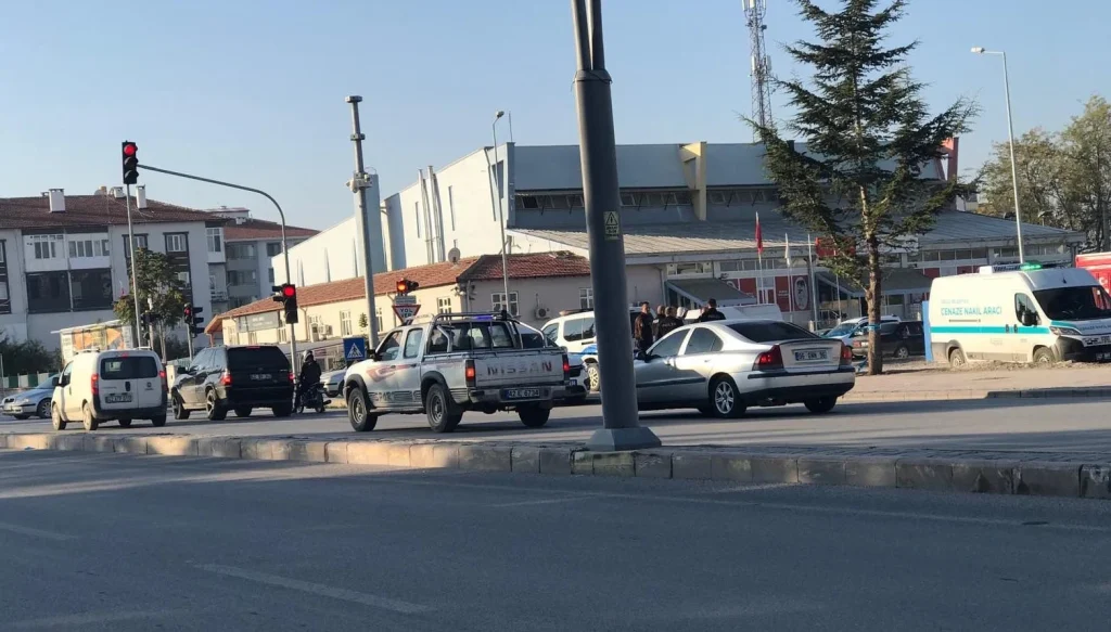 Konya'nın Ereğli ilçesinde kaldırımda erkek cesedi bulundu - www.gundemedair.com