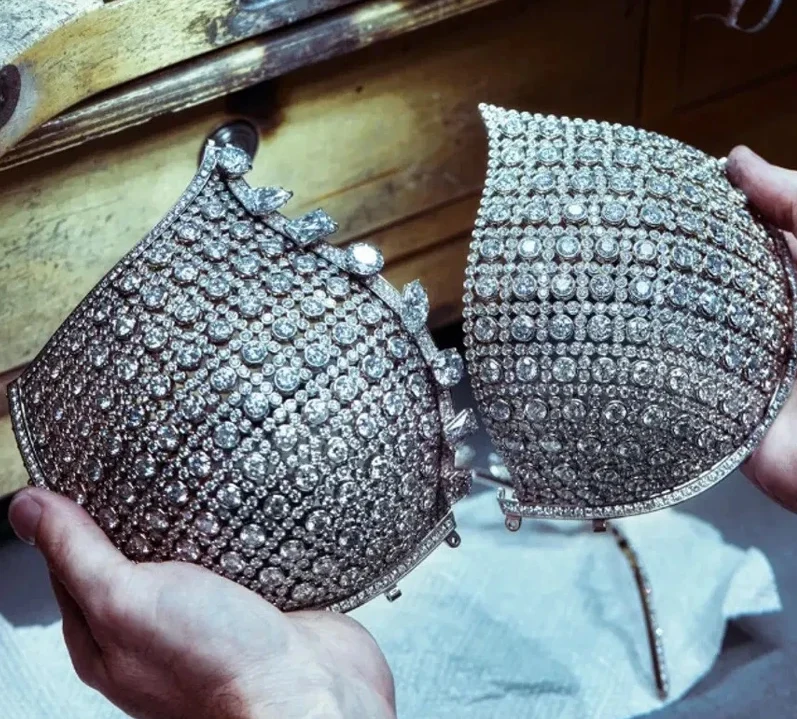 Kylie Jenner'ın 50 Milyon Dolarlık Fantasy Bra'sı Türk İş İnsanı Tarafından Satın Alındı mı - www.gundemedair.com