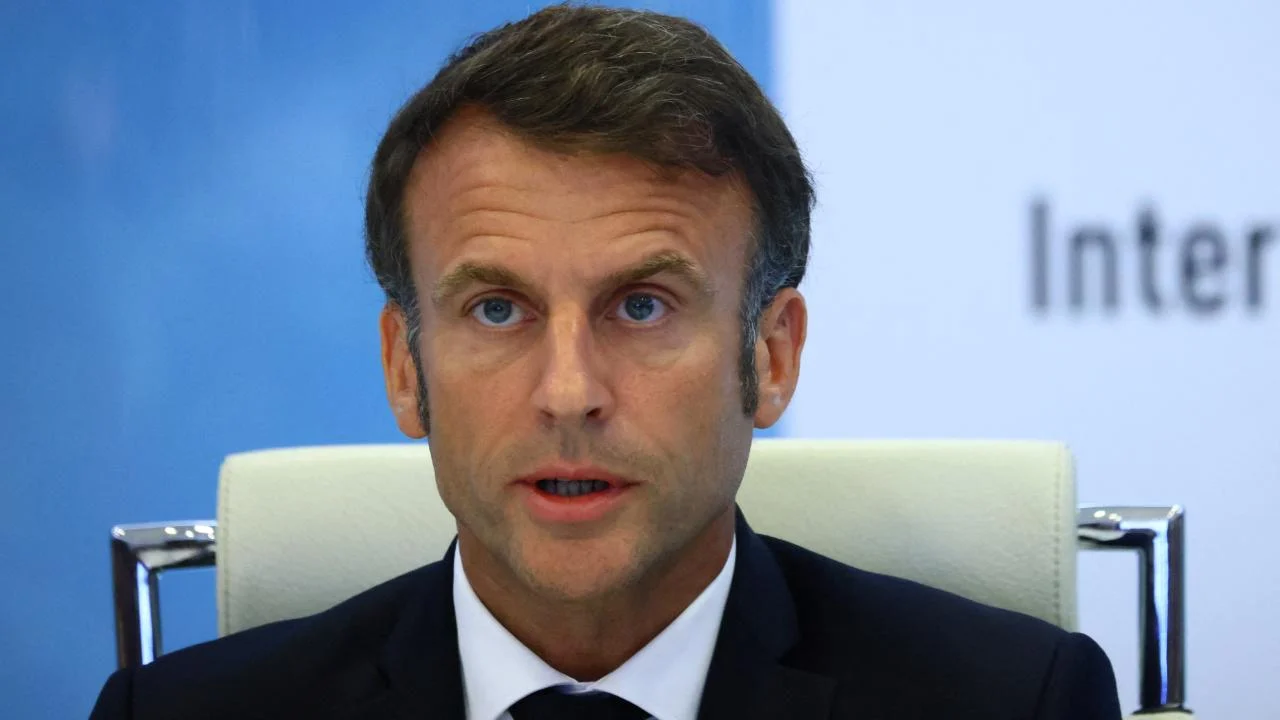 Macron, Sarı Yelekliler Gösterilerindeki Şiddeti Kınadı - www.gundemedair.com