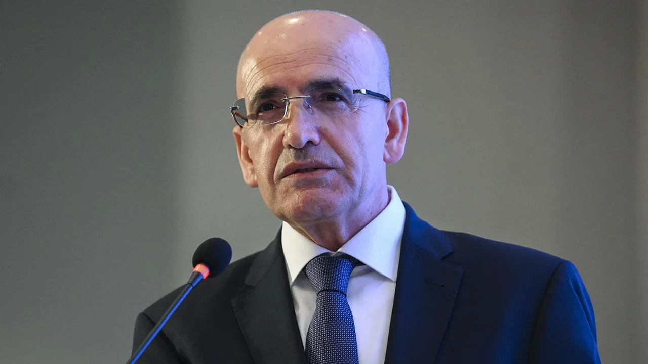 Bakan Şimşek, istifa iddialarını asılsız ve spekülatif bulduğunu açıkladı
