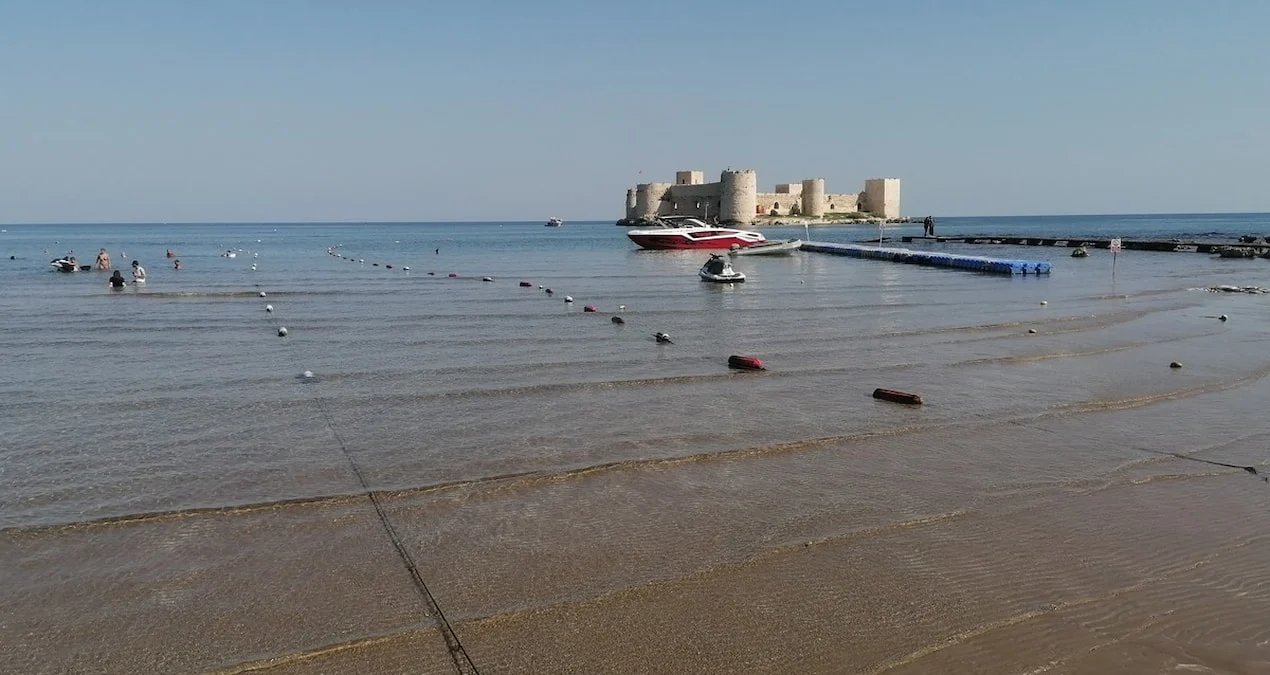 Mersin Kızkalesi'nde ekim ayında deniz sezonu sürüyor - Sözcü Gazetesi