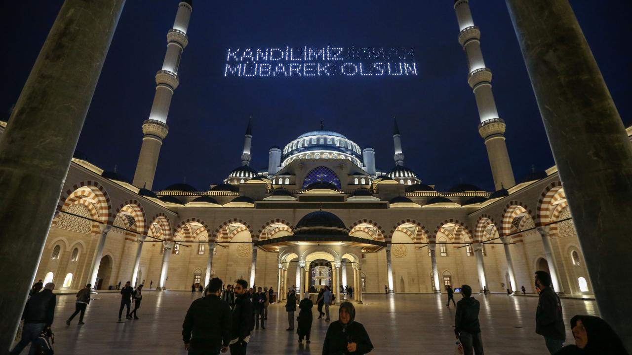Beştepe Millet Camisi’nde Mevlit Kandili programı düzenlendi