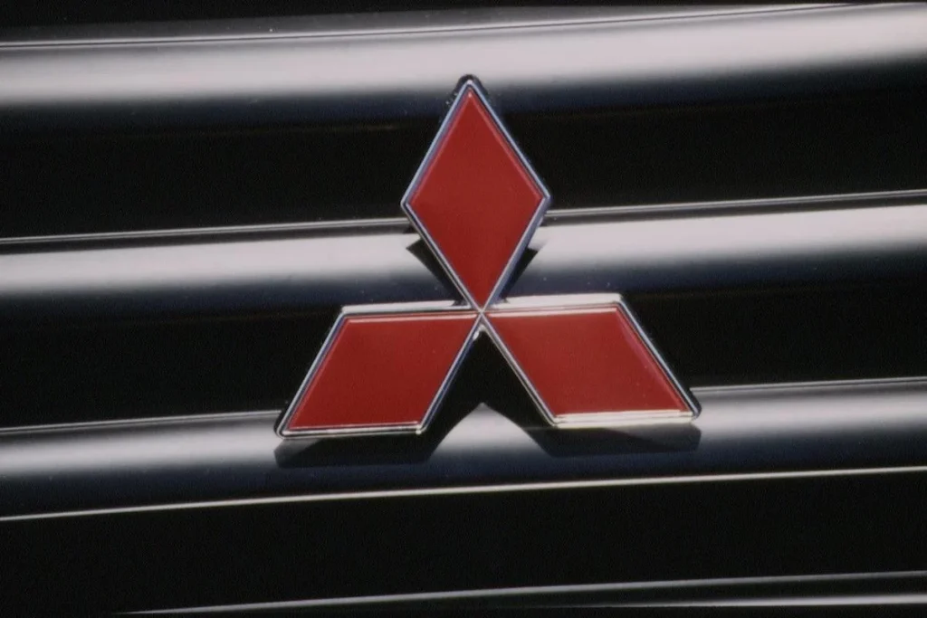Mitsubishi Logosunun Fark Etmediğimiz Detayı - www.gundemedair.com