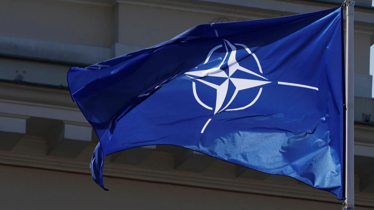 NATO gemilerine hizmet veren şirkete yönelik soruşturmada 5 kişi gözaltına alındı - www.gundemedair.com