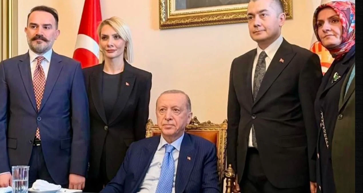 Orhan Miroğlu: Türkiye'nin Beka Sorunu, Fon Çetelerinden Kaynaklanıyor - www.gundemedair.com