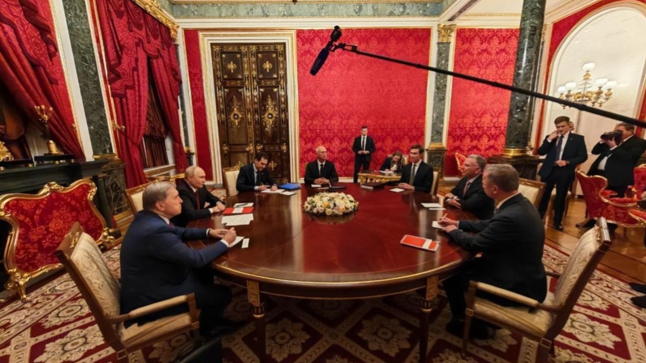 Trump’ın özel temsilcileri Moskova’da Putin ile görüştü