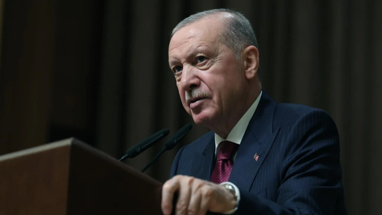 Cumhurbaşkanı Erdoğan, ekonomi kurmaylarıyla fon soruşturmasını görüşecek