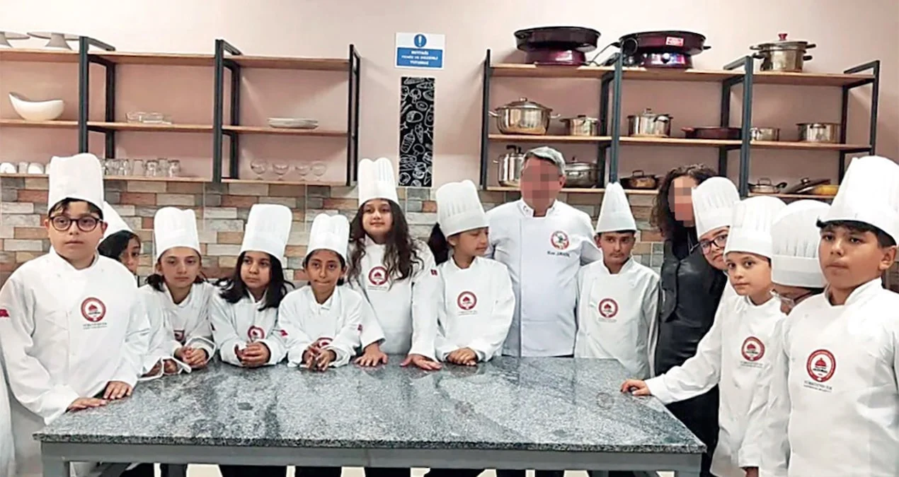Kırşehir’de Meslek Lisesinde Ekmek Satışı Skandalı