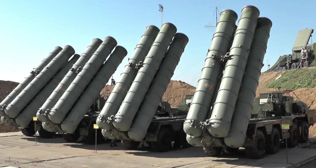 Kremlin, Türkiye’deki S-400’lerin Dost Ülkeye Transferini Gündeme Getirdi