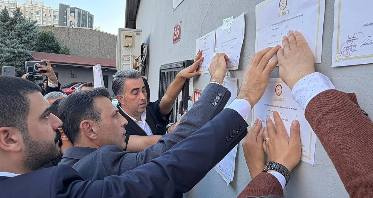İstifa-transfer-gözaltılar sonrası Ataşehir AKP’nin - Sözcü Gazetesi
