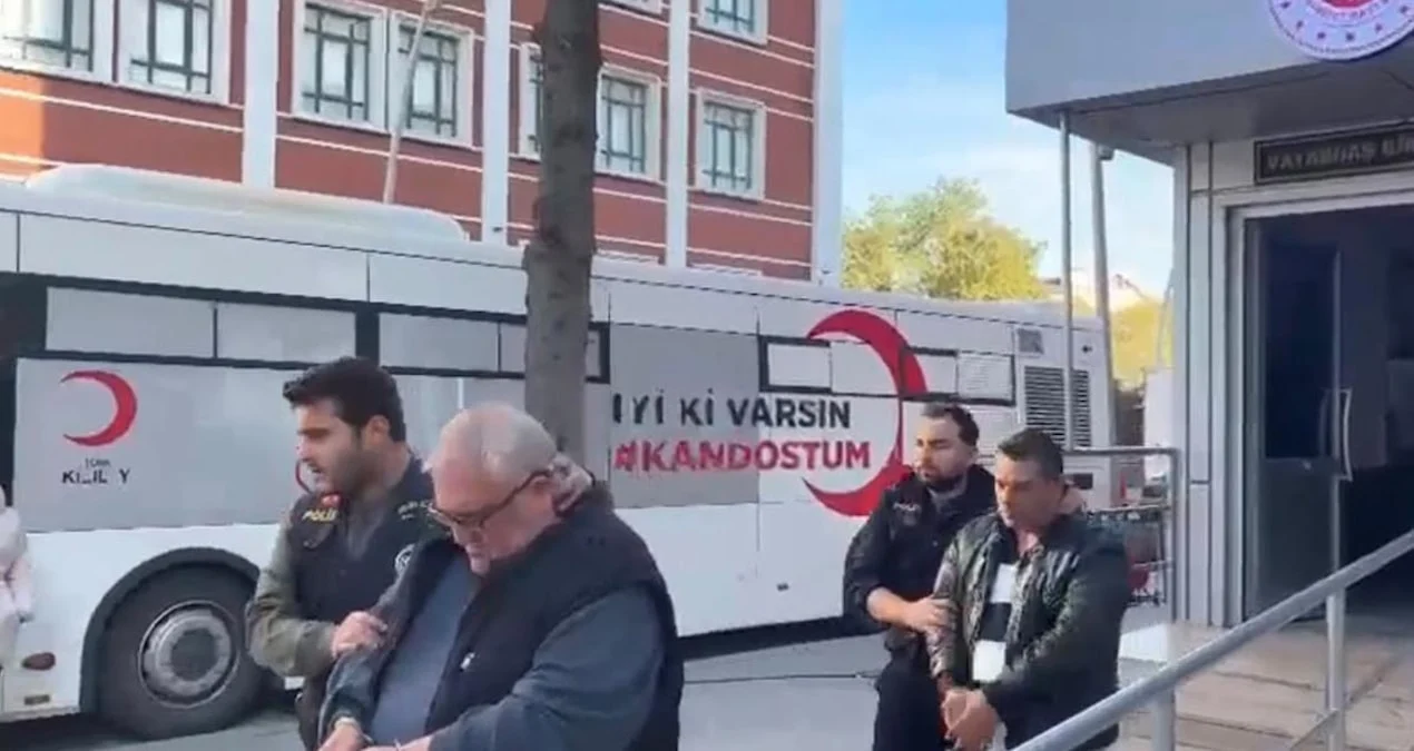 Vatandaşı memurluk vaadiyle dolandıran sahte savcı tutuklandı - Sözcü Gazetesi