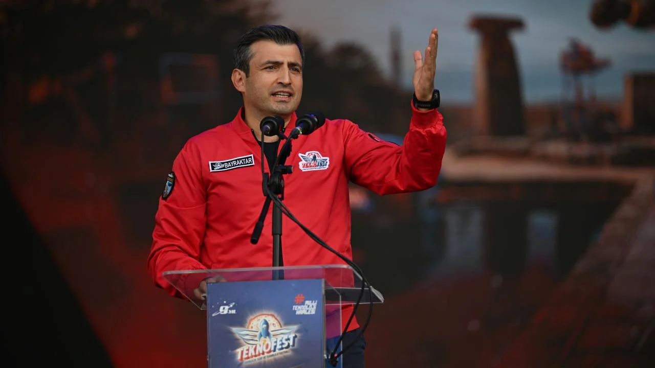 Selçuk Bayraktar: TEKNOFEST, ‘biz yapamayız’ diyen anlayışa başkaldırıdır