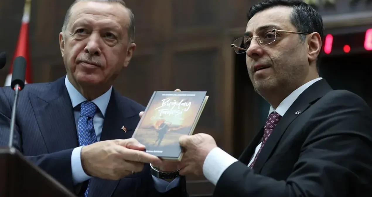 AKP’li Serkan Bayram, fon soruşturması açıklamalarının ardından özür diledi