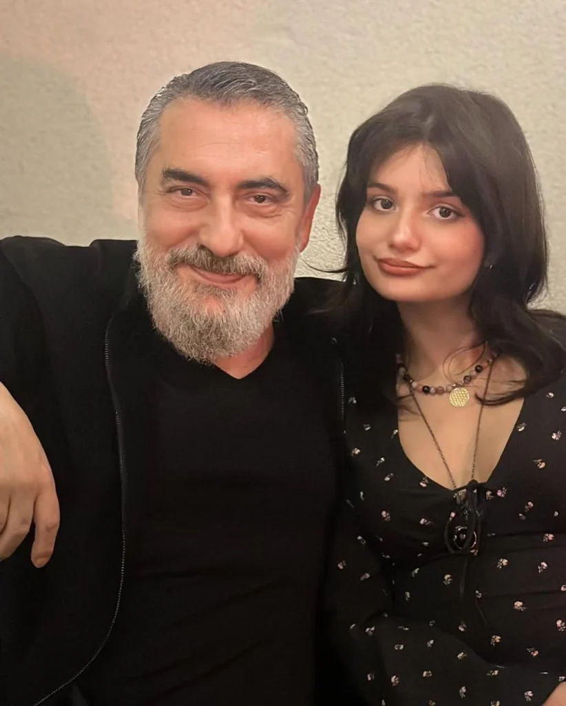 Soner Olgun'un eski eşi Özlem Koldaş, 21 yıllık birlikteliğine veda etti - www.gundemedair.com