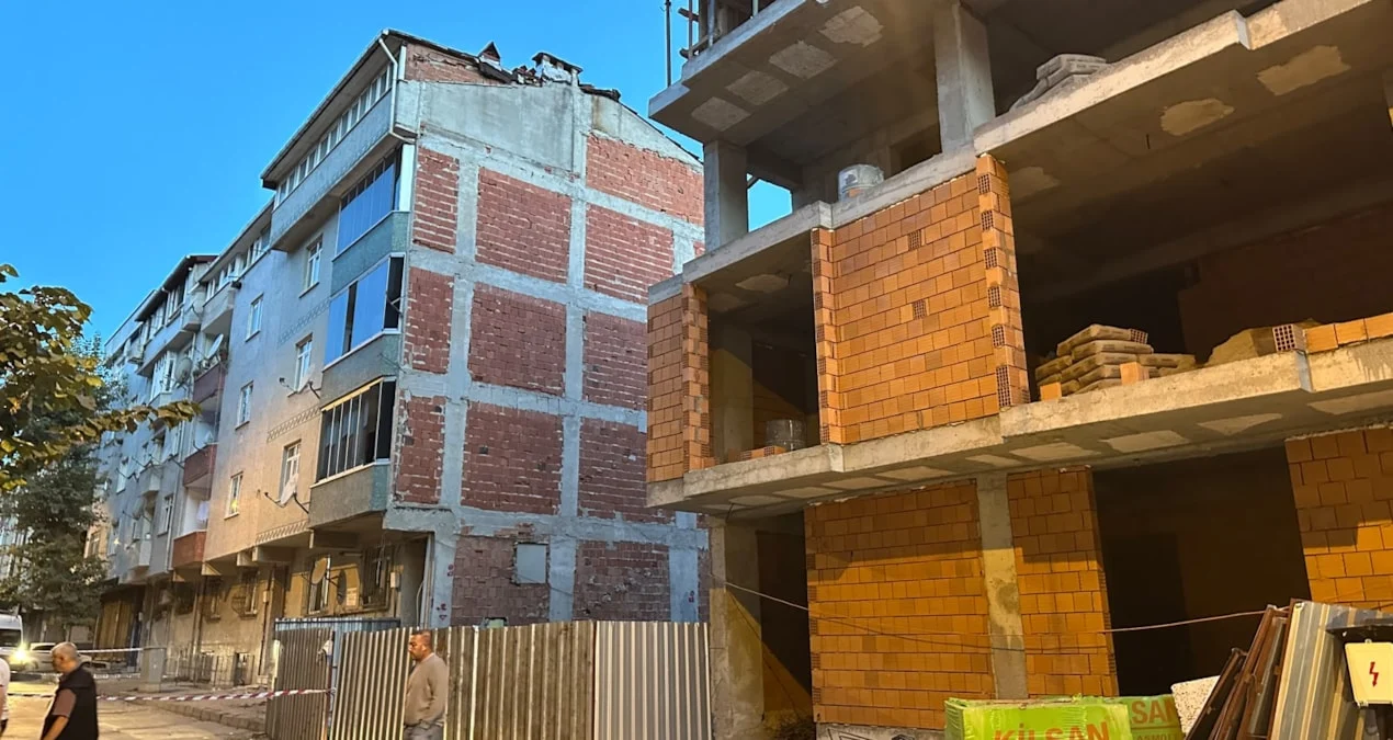 İstanbul'da kolonlarından ses gelen iki bina apar topar boşaltıldı