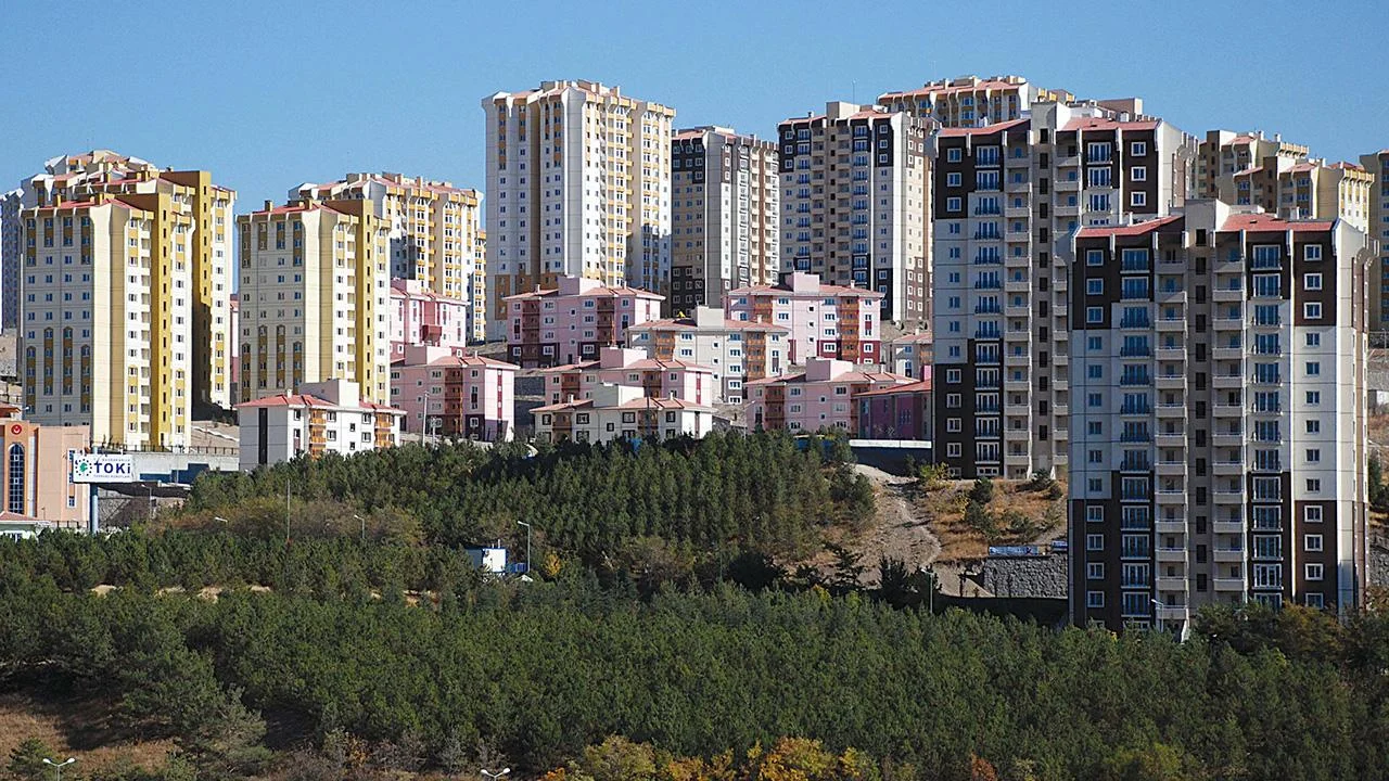 TOKİ’den konut ve iş yeri alıcılarına yüzde 25 indirimli kampanya başlatıldı