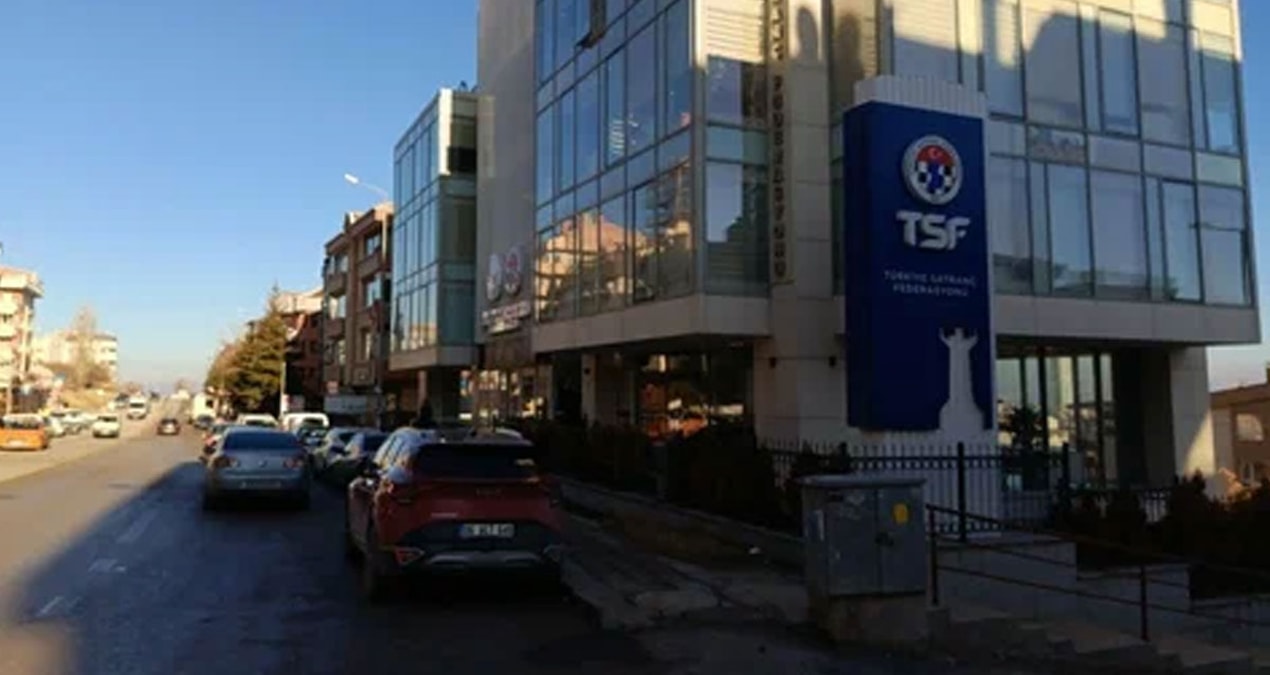 Satranç Federasyonu’nda sahte imza skandalı nedeniyle kriz yaşanıyor
