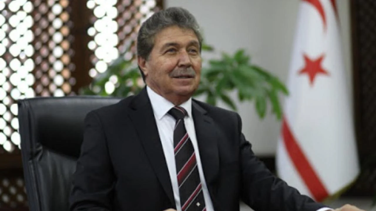 KKTC Başbakanı Üstel: Güney Kıbrıs'taki silahlanma faaliyetlerini yakından takip ediyoruz