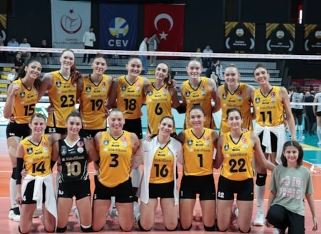 VakıfBank sahasında Beşiktaş'ı devirdi