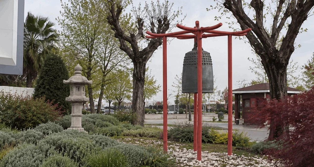 37 yıllık tarihi 'Japon Barış Çanı'nı çalıp hurdacıya satmışlar! - Sözcü Gazetesi