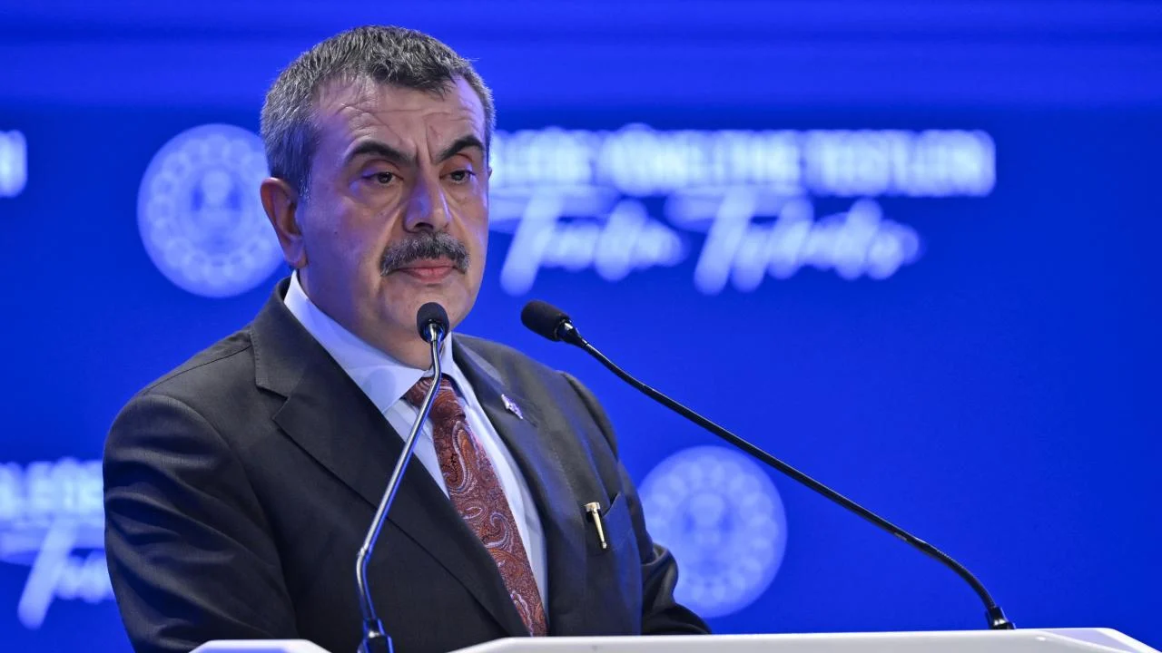 Bakan Tekin, yeni eğitim yılına birlik ve kardeşlik temasıyla başladı