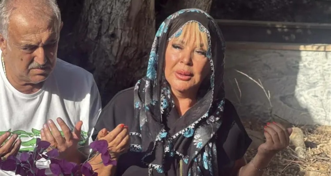 Safiye Soyman’ın oğlu Harun Akaröz’ün mezarı başında yaptığı ziyaret