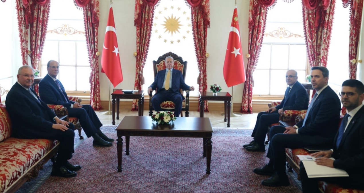 ASELSAN personeline maaş zammı yapılmaması iddialarını artırdı. Turhan Çömez konuyu gündeme getirdi.