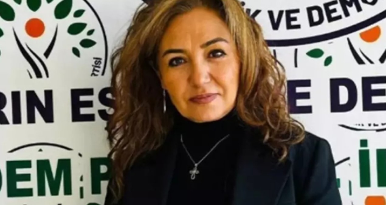 İdil Belediye Başkanı Türkan Kayır, AKP’ye katılarak Süryani oldu