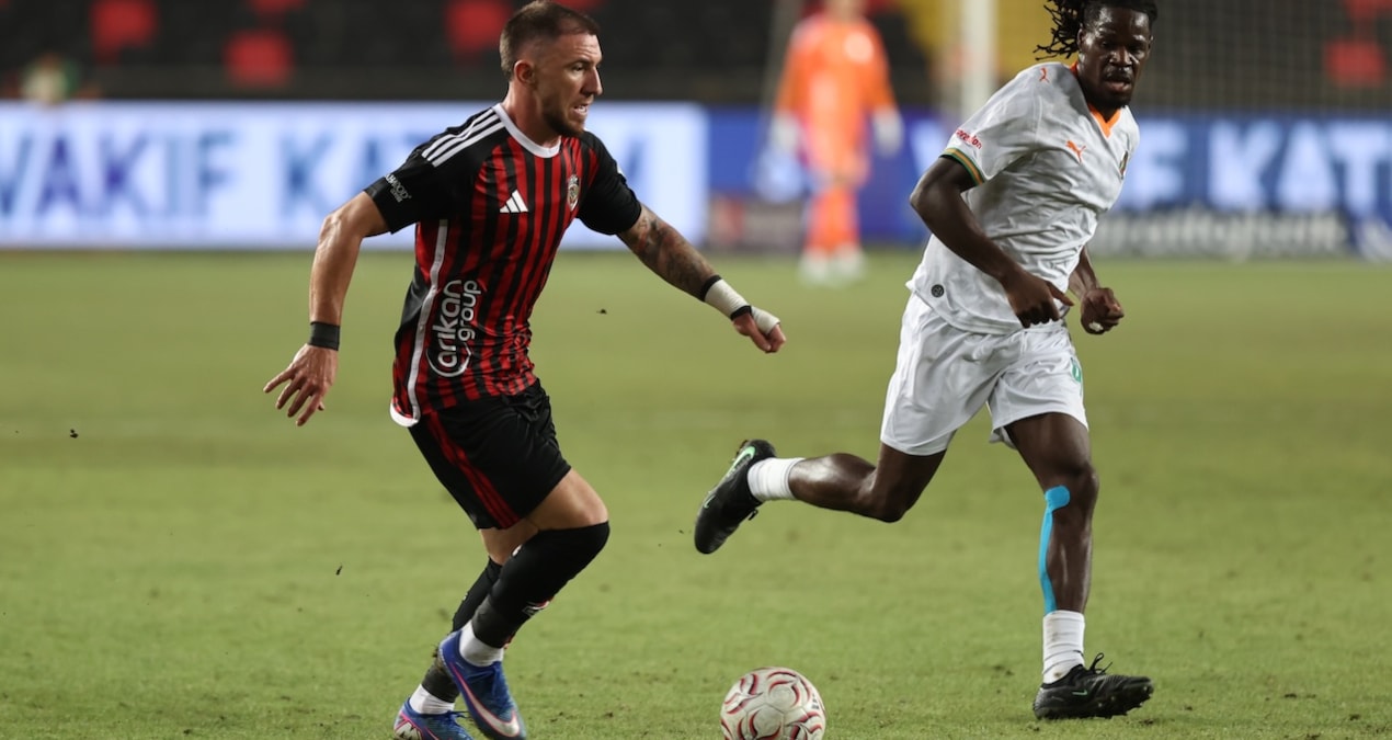 Gaziantep Büyükşehir Stadyumu’nda Gaziantep FK ile Alanyaspor arasında 1-1 biten maç