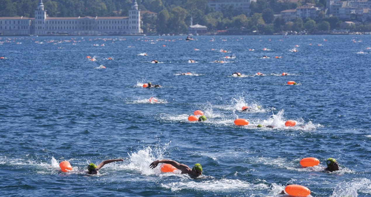 Boğaziçi Kıtalararası Yüzme Yarışı İstanbul’da yapıldı
