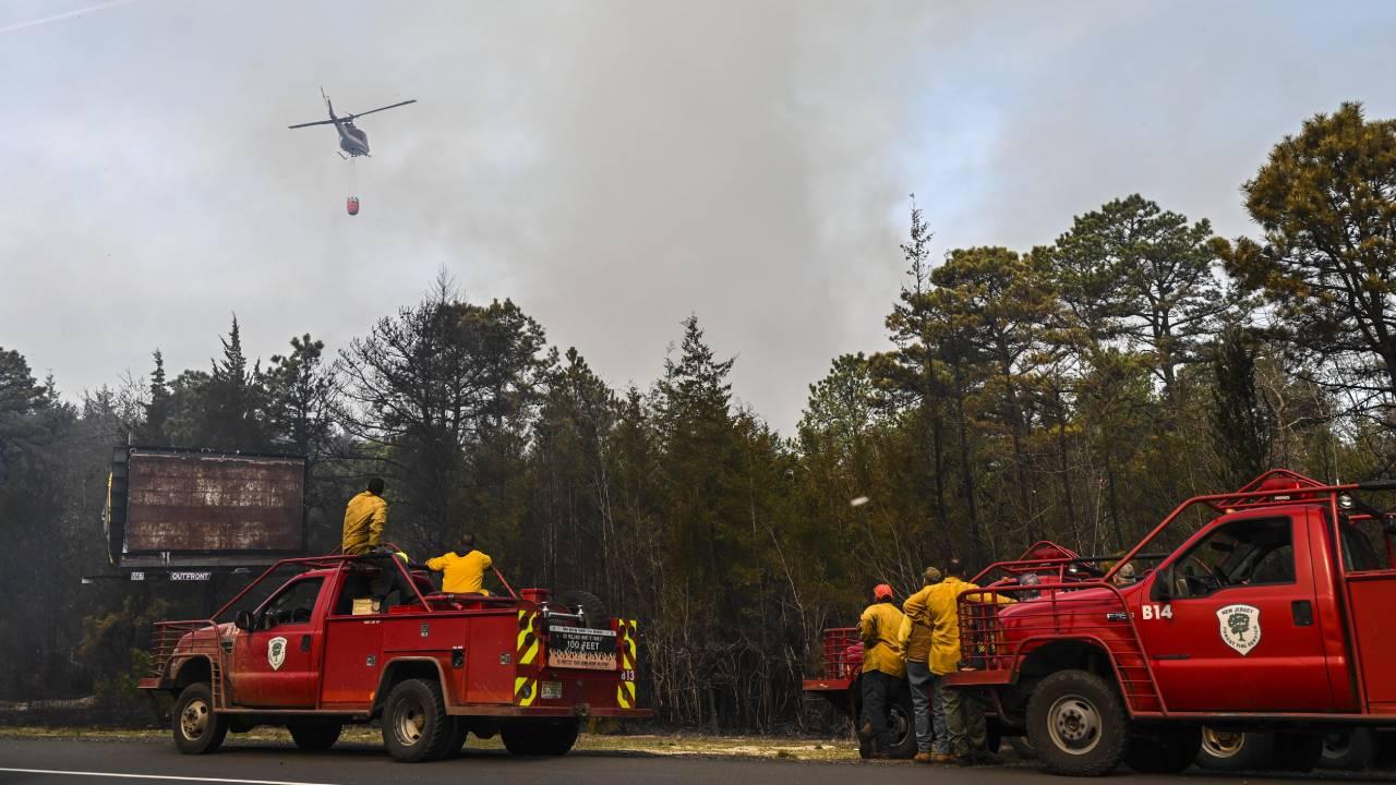 Spokane bölgesinde yangın söndürme çalışmaları ve tahliye süreci
