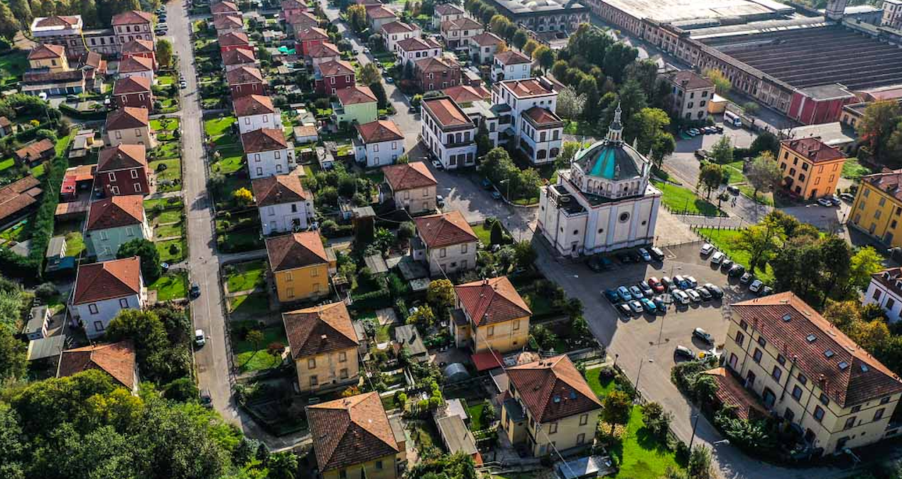 İtalya’da Adda Nehri kıyısındaki şirket kasabası Crespi d’Adda’nın kentsel dokusu