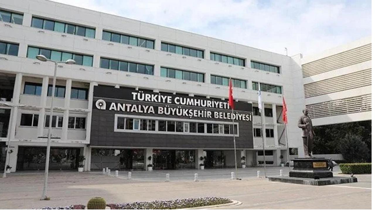 Antalya’da rüşvet soruşturması kapsamında iki şüpheli yeniden yakalandı