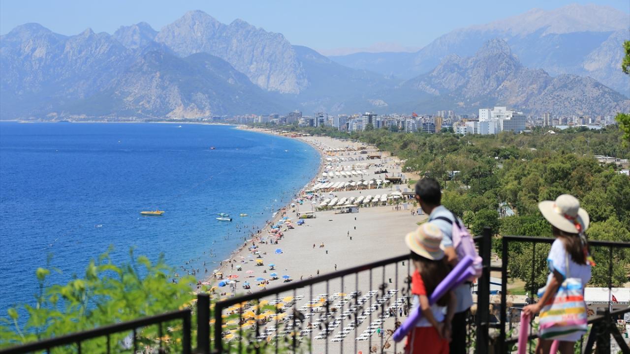 Hafta ortasında sıcak hava dalgası etkisini artıracak