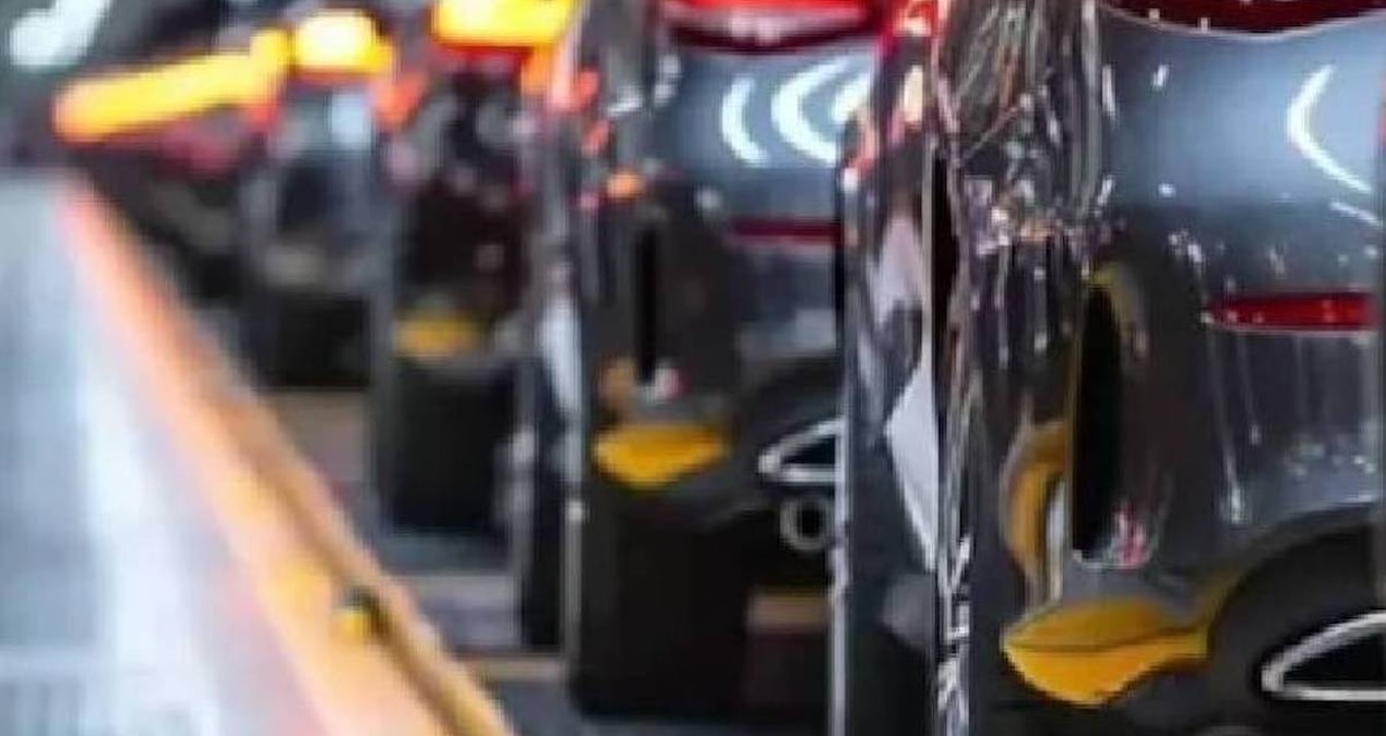 Kaza anında kapı açılmasını etkileyebilecek elektronik kapı kolu ve acil çıkış sistemi güvenliği