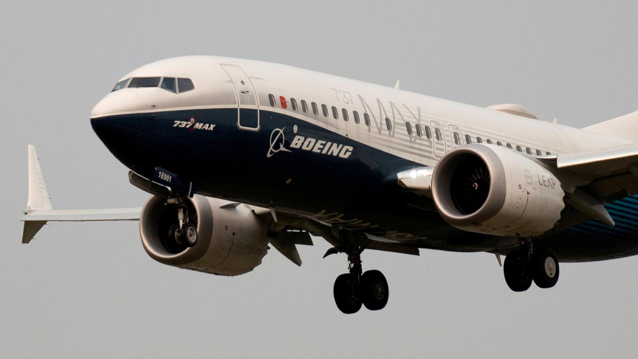 FAA, Boeing 737 Max uçaklarındaki çatlaklar için inceleme talep etti