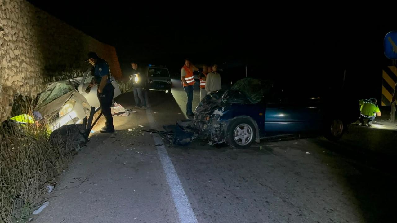 Bursa’nın İznik ilçesinde trafik kazasında iki kişi hayatını kaybetti