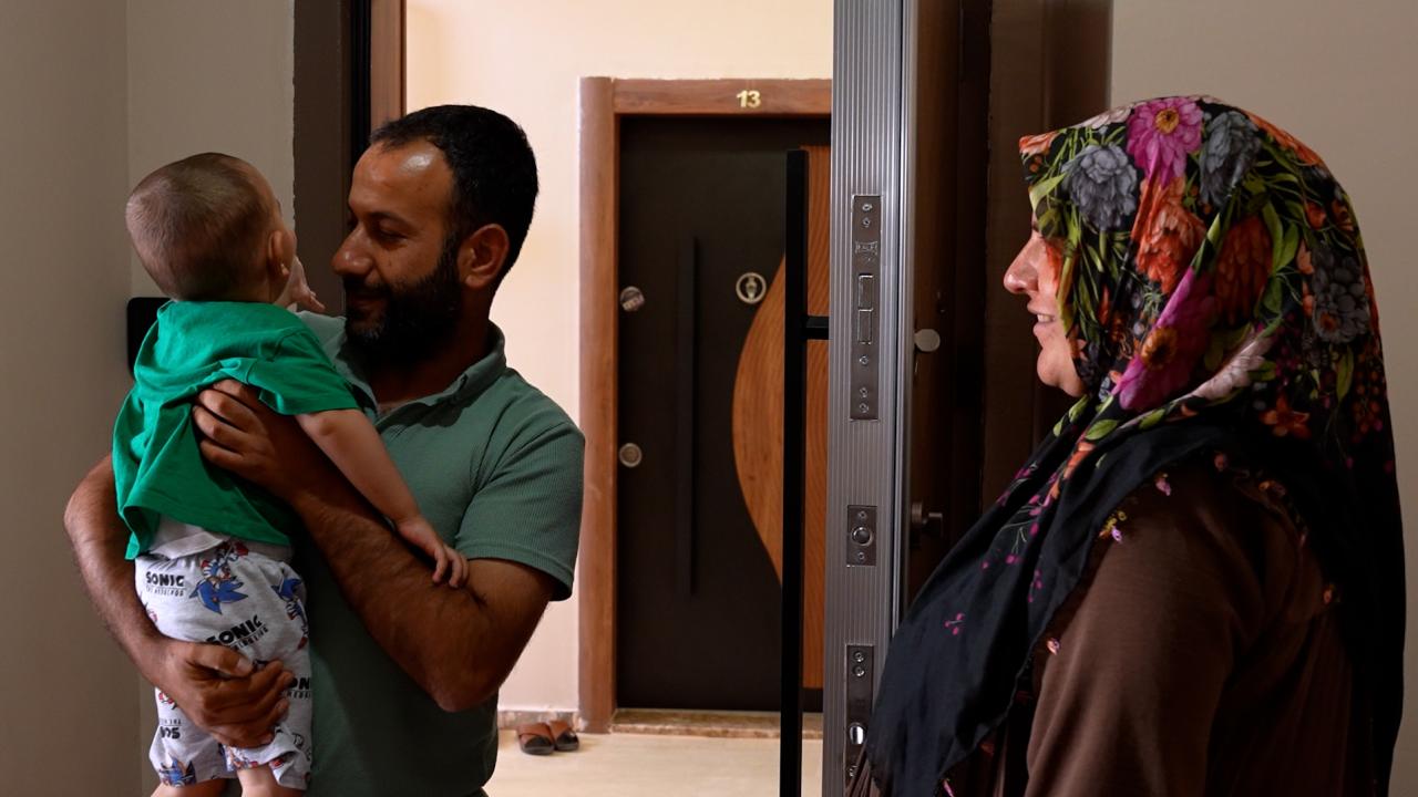 Malatya’da sosyal konutlar hızla tamamlanarak hak sahiplerine teslim ediliyor