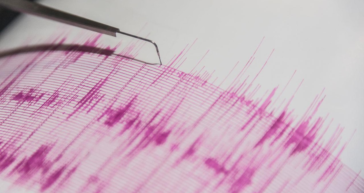 Japonya’nın Kumamoto bölgesinde meydana gelen 7.1 deprem sonrası tsunami uyarısına ilişkin haber görseli bağlamı.