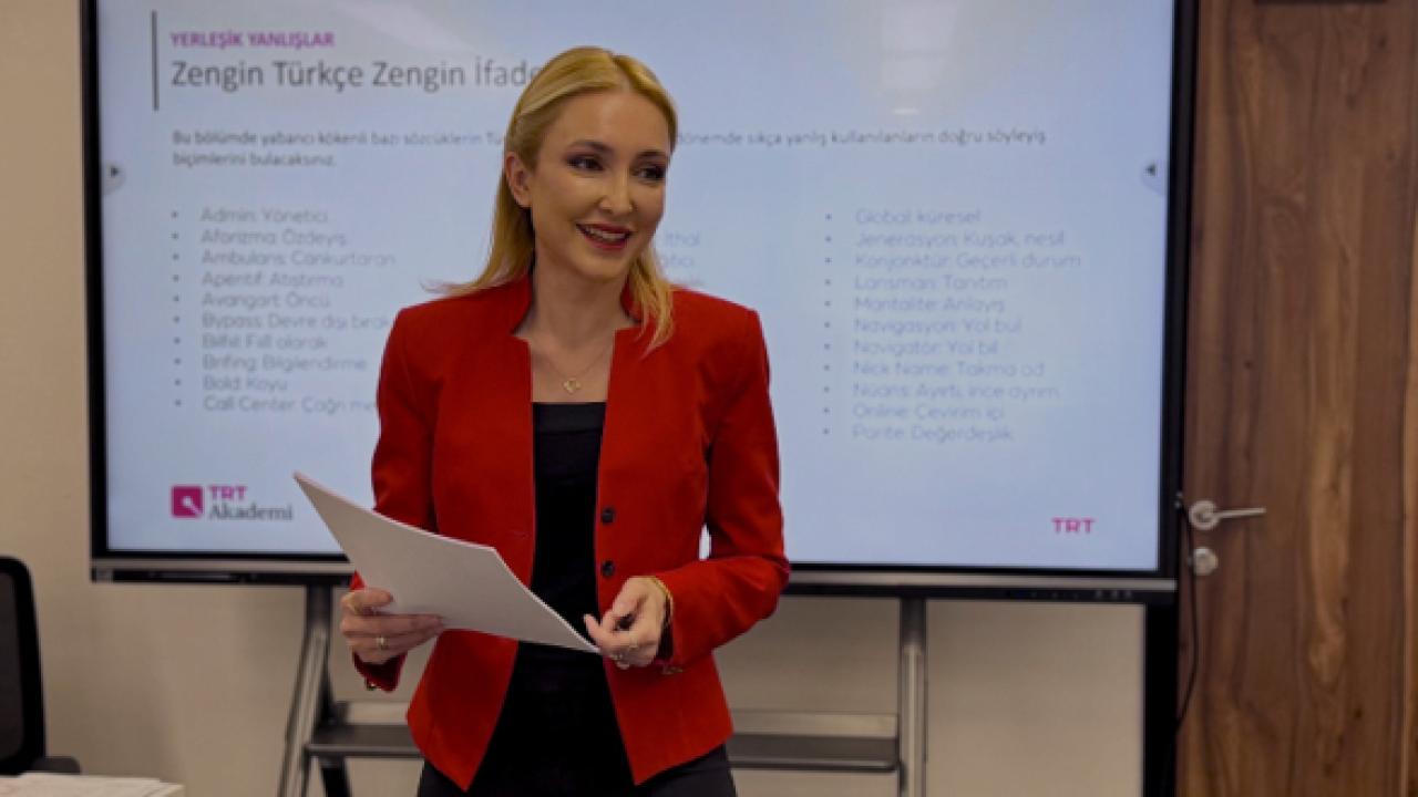 TRT Akademi, Temel Diksiyon Eğitimi ile İletişim Becerilerini Geliştiriyor
